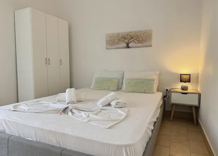 Breathtaking Sea View Apartament Mola Kalyva